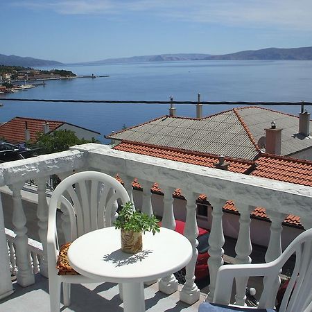 Apartmani Mira Senj  Bagian luar foto