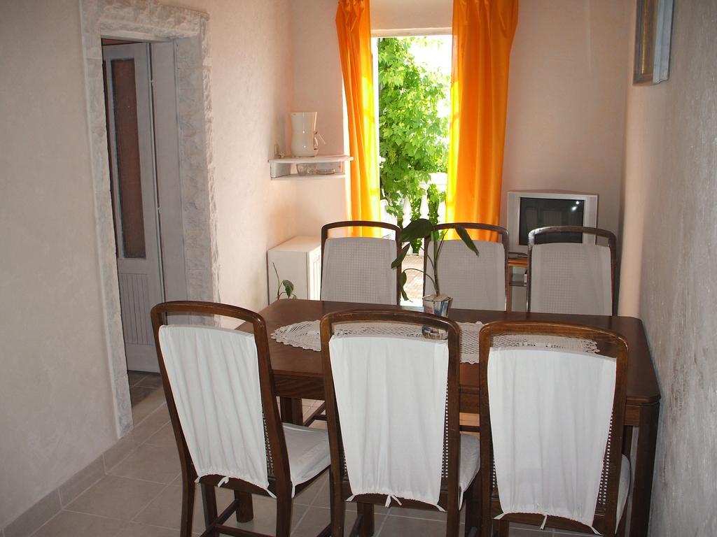 Apartmani Mira Senj  Bagian luar foto