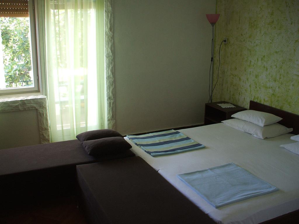 Apartmani Mira Senj  Bagian luar foto