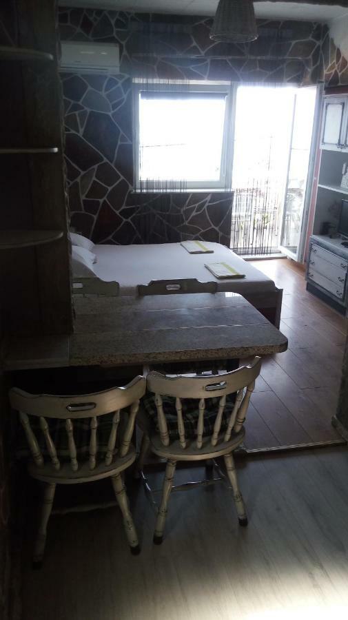 Apartmani Mira Senj  Bagian luar foto