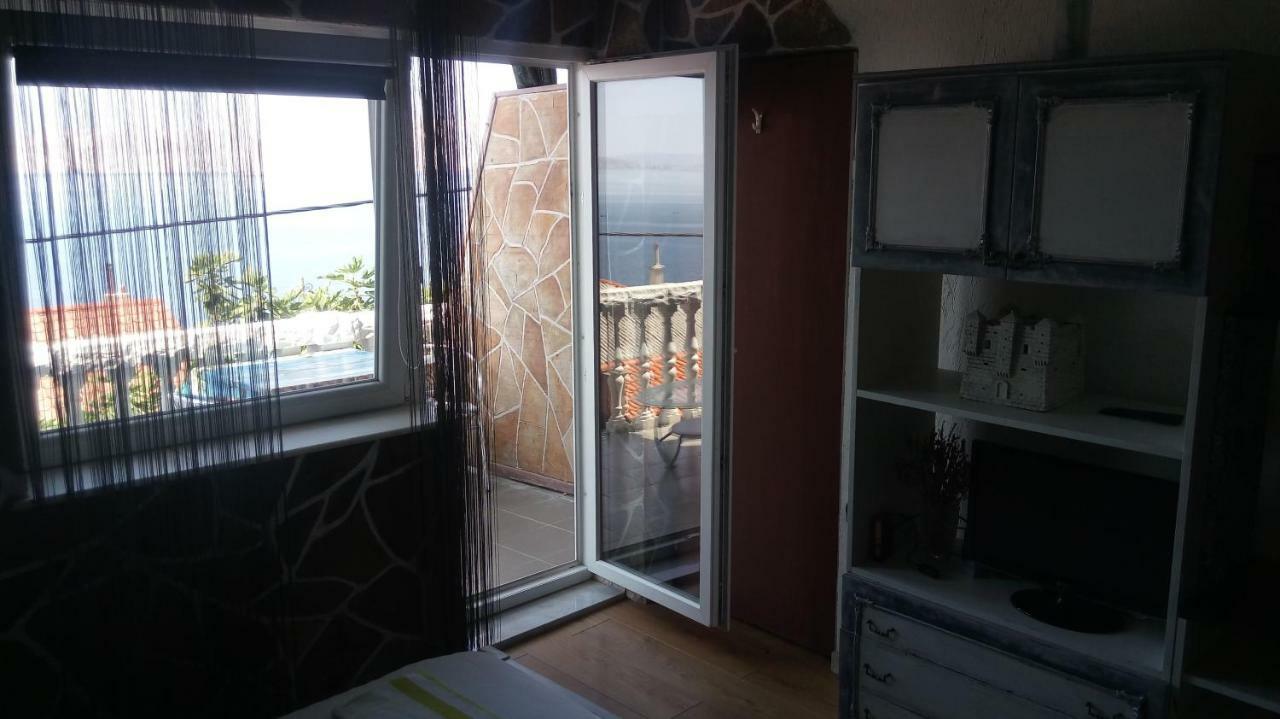 Apartmani Mira Senj  Bagian luar foto