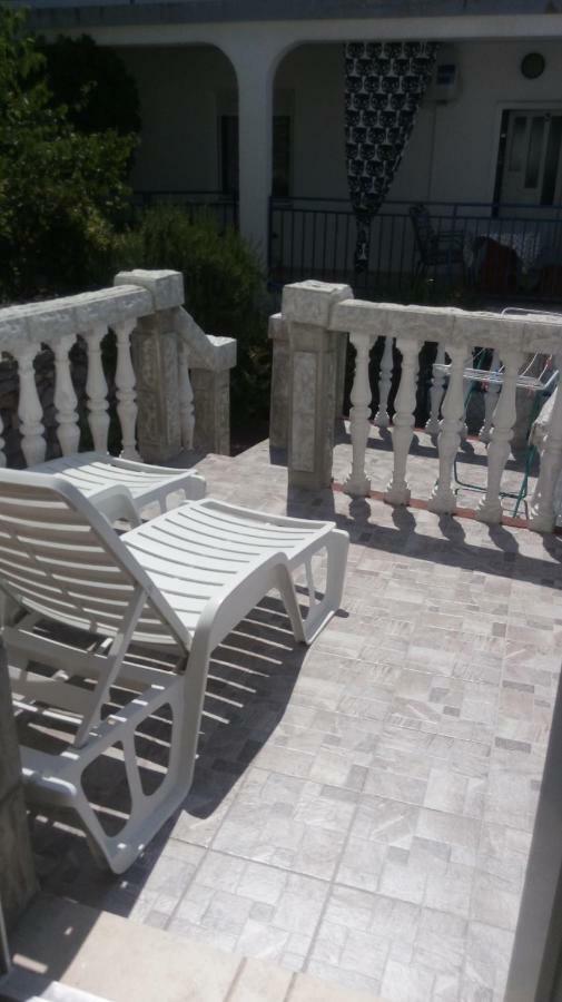 Apartmani Mira Senj  Bagian luar foto